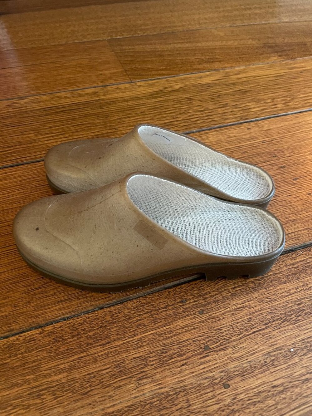 French Recycled Hemp Garden Clogs in Sepia size 38/39